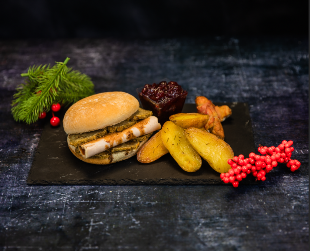 Hot Christmas Lunch 1
